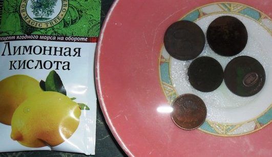 Чистка медных монет лимонной кислотой