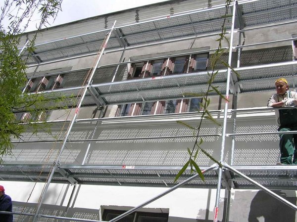 Фото оцинкованных строительных лесов, rovno.all.biz Выбираем материал для лесов