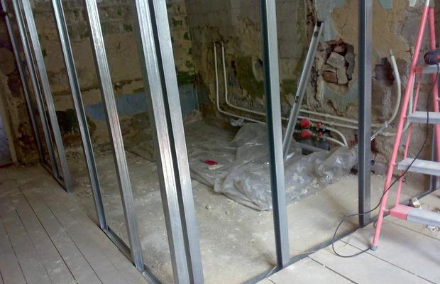 Фиксация профиля в углах – пошаговые инструкции Фиксация профиля в углах – пошаговые инструкции