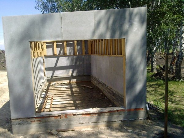 На фото - крепление плоского шифера, ecostroyproject.ru На фото - крепление плоского шифера, ecostroyproject.ru