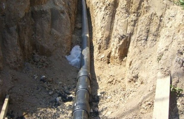 На фото - подземный газопровод частного дома На фото - подземный газопровод частного дома