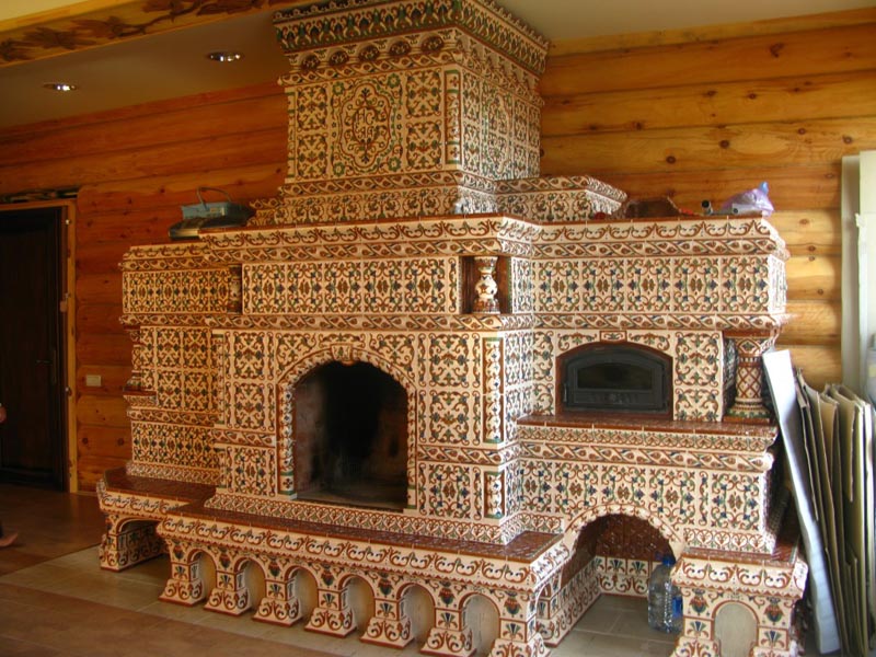 Печь, облицованная плиткой