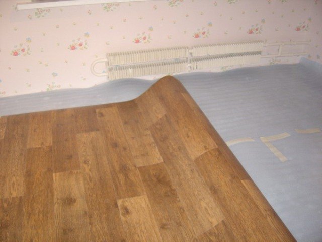 Фото про подготовку линолеума под укладку, sacrel.ru