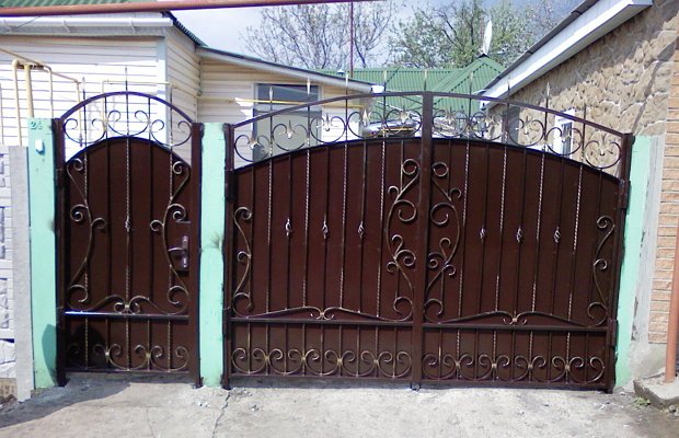 Кованные изделия своими руками – нюансы процесса Кованные изделия своими руками – нюансы процесса