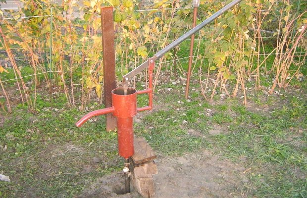 Ручной насос для скважины Ручной насос для скважины