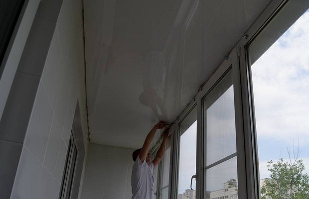 Эксклюзив для потолочной поверхности на балконе Эксклюзив для потолочной поверхности на балконе