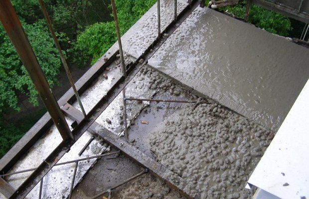 Обустройство стяжки – грязно, трудоемко, но эффективно Обустройство стяжки – грязно, трудоемко, но эффективно